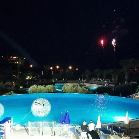Cap Esterel Village Zone Belvédère V1 - Studio Vue Golf - 79la *